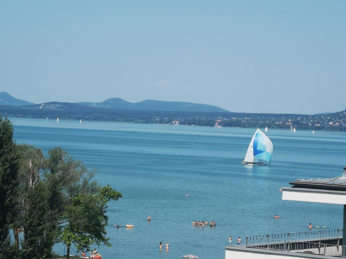 Silver Gray Appartment Balatonlelle Exterior photo