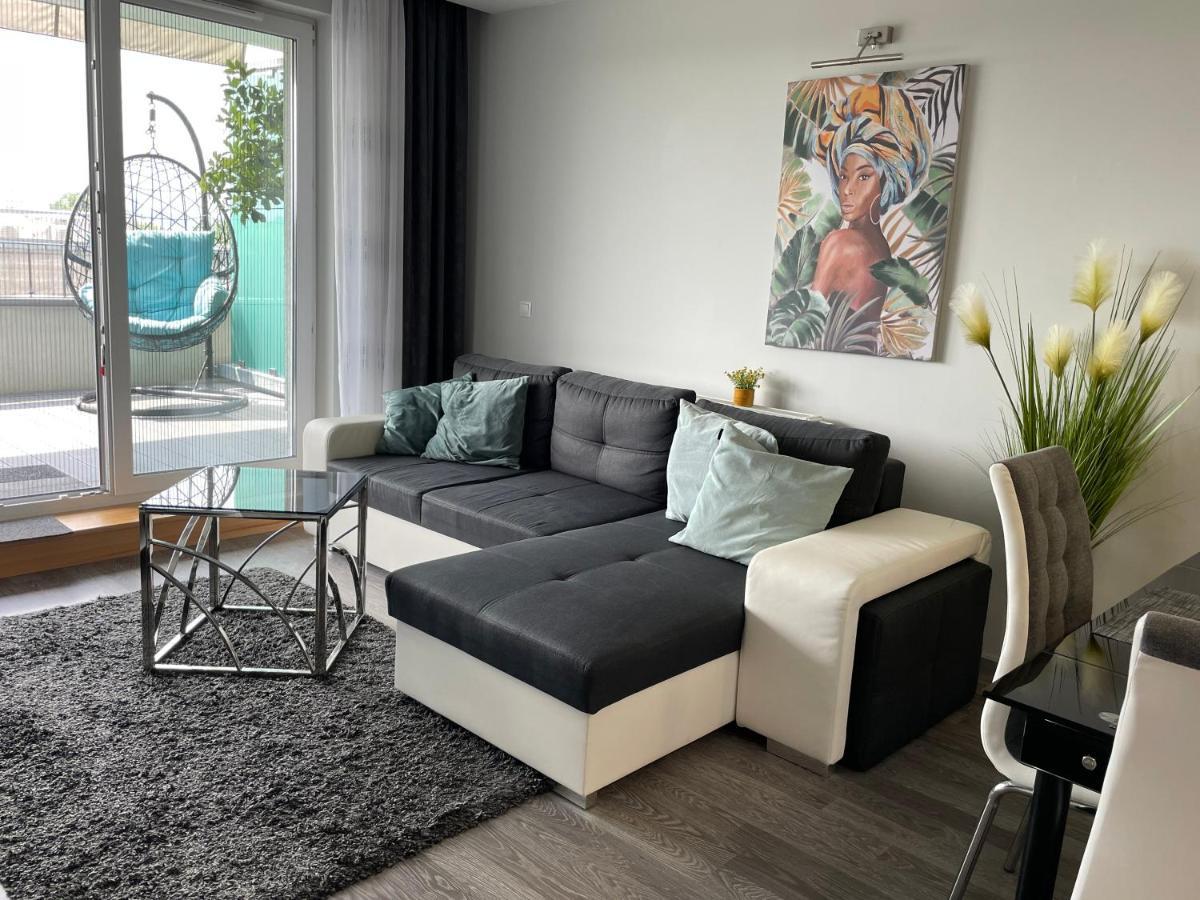 Silver Gray Appartment Balatonlelle Exterior photo